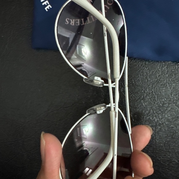 American Eagle White aviators - Picture 2 of 3
